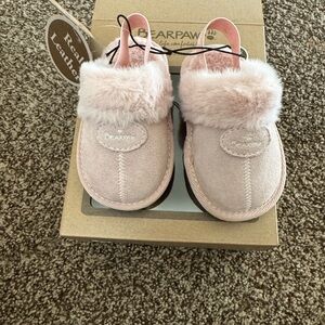 BearPaw Infant Leather Booties with Faux Fur Trim in Pink
